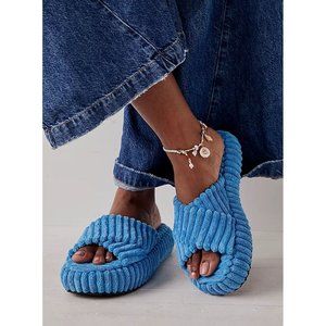 FREE PEOPLE Two Days In Ibiza Terry Slides / Cerulean Blue